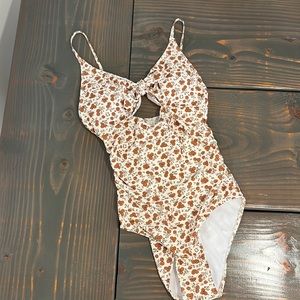 Womens rylee and Cru bathing suit
